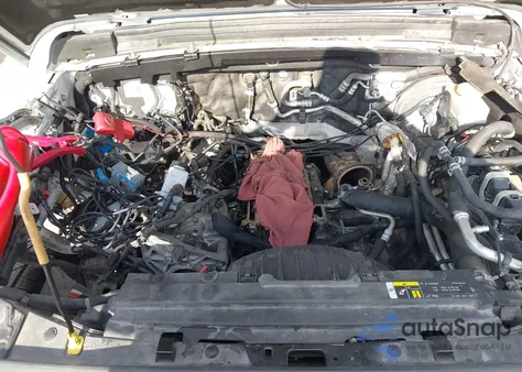 2019 Jeep Wrangler Unlimited Sahara 4X4 из США, поврежденный, VIN 1C4HJXENXKW600263